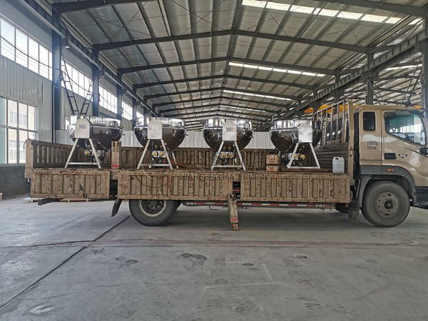 尖峰机械电加热夹层锅发往兰州